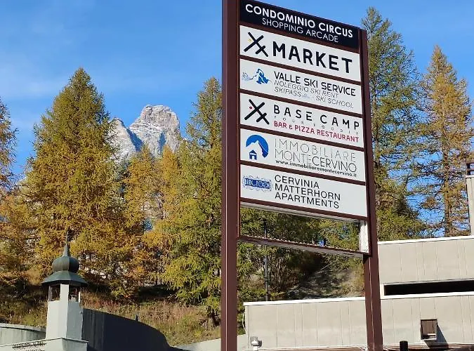 I Dadi - A Cielo Alto アパート ブレウイル・チェルヴィナイア